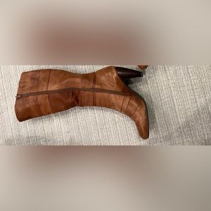 Miz mooz brown boots worm once size 9